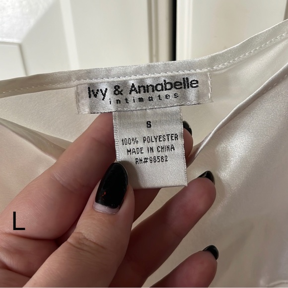 Women’s robe and slip set - Picture 10 of 10